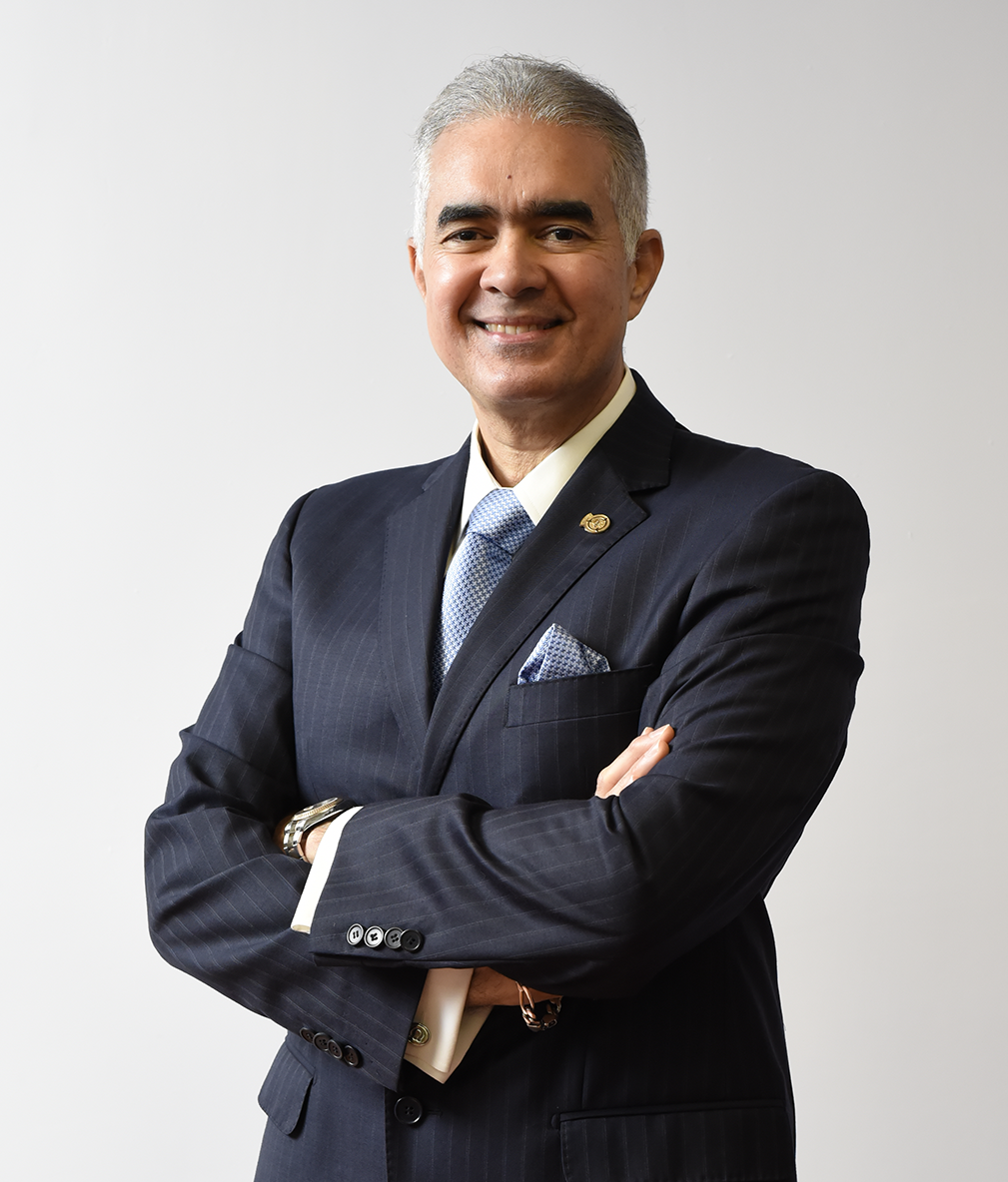 Julio De La Lastra